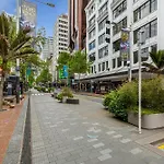 Modern Downtown Apartment In The Heart Of Auckland Cbd Walk Everywhere