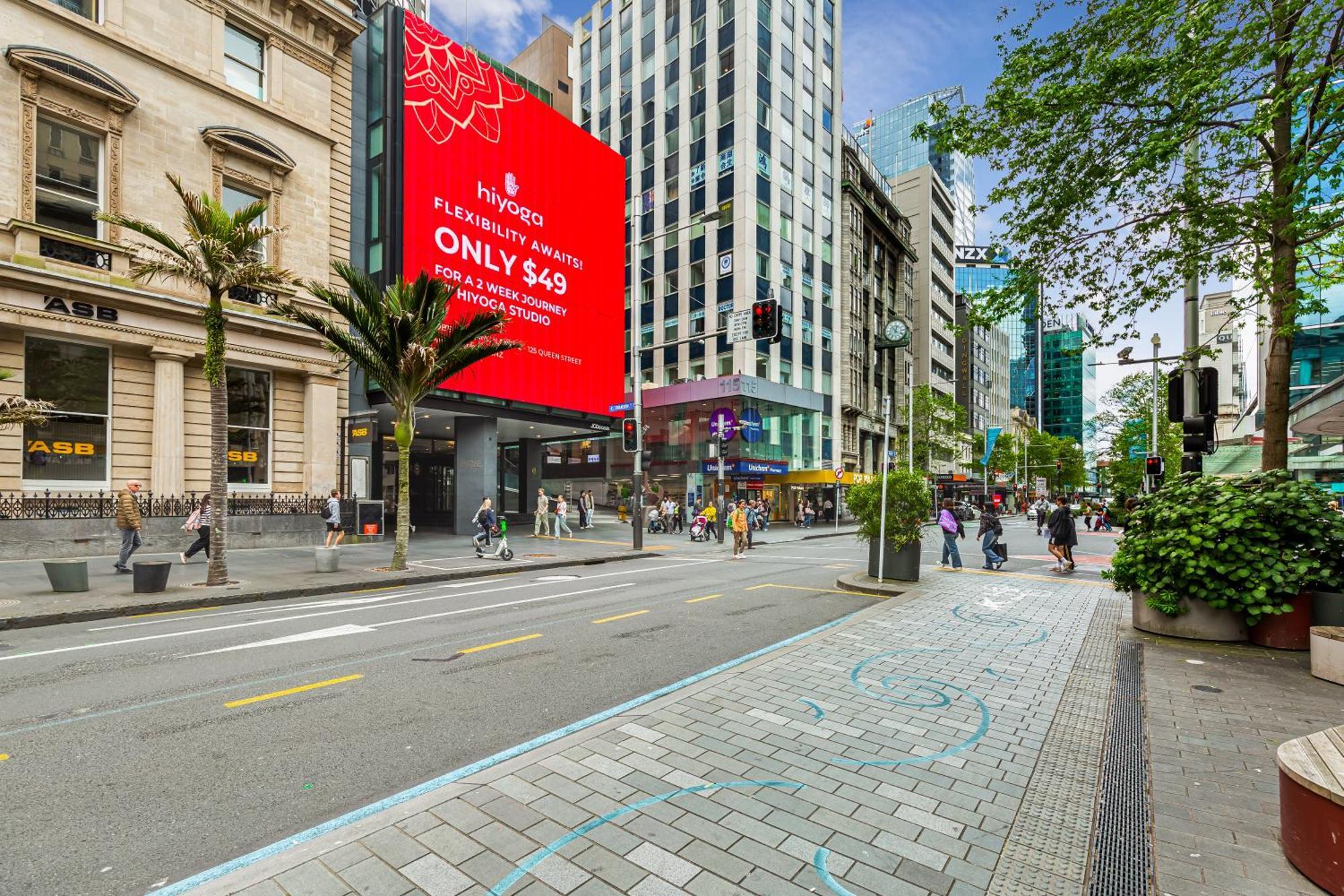 Apartment Modern Downtown In The Heart Of Cbd Walk Everywhere *